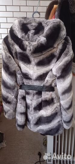 Шуба натуральная Рекс под шиншиллу 42-44 размер