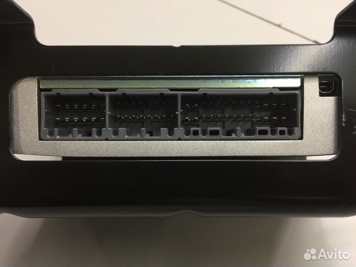 Усилитель акустической системы (Jaguar XF)