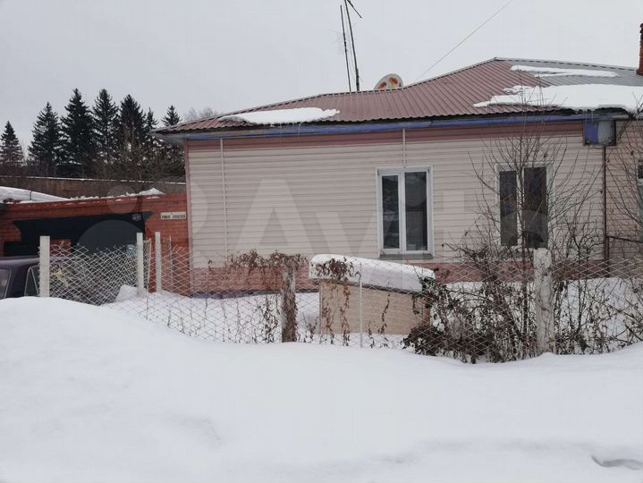 Дом 42 м² на участке 3 сот.