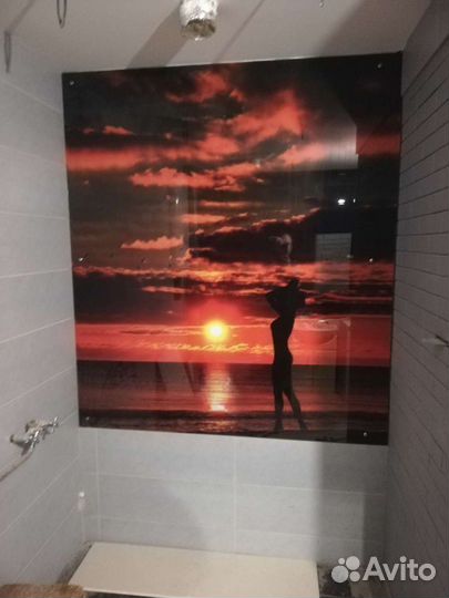 Стеклянные фартуки для кухни