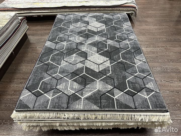 Палас 1.5х2.3 новый современный