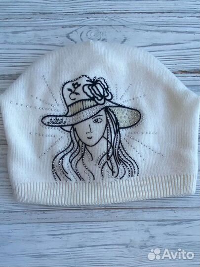 Шапки белые для девушки