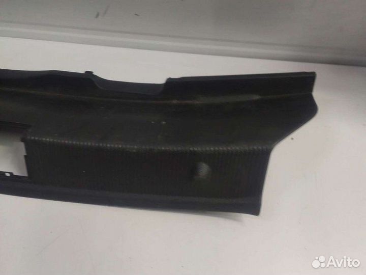 Накладка багажника Mercedes C W204