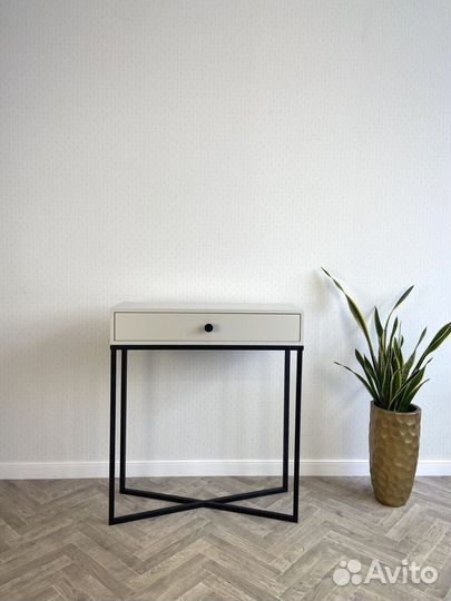 Консоль 80*30