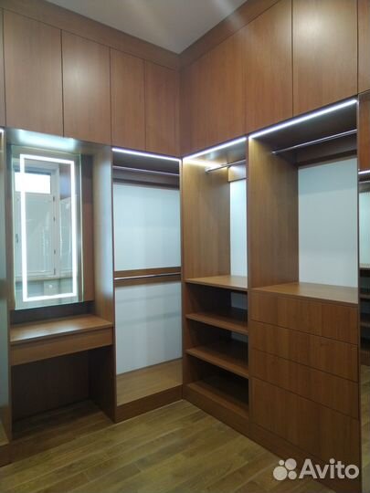 Изготовление мебели и лестниц