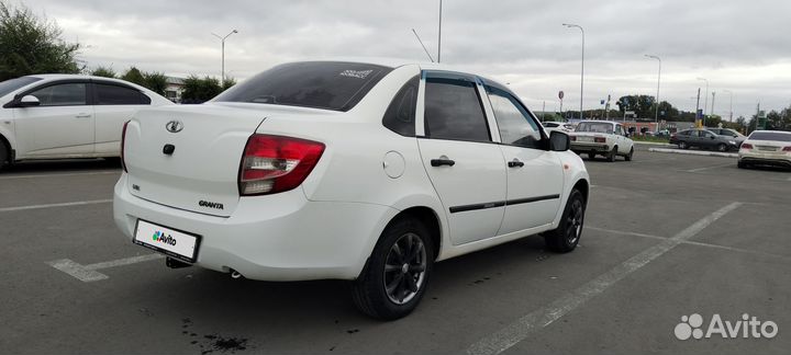 LADA Granta 1.6 МТ, 2013, 230 000 км