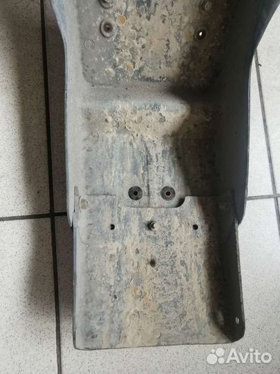 Подкрылок Suzuki gsx 1100f katana