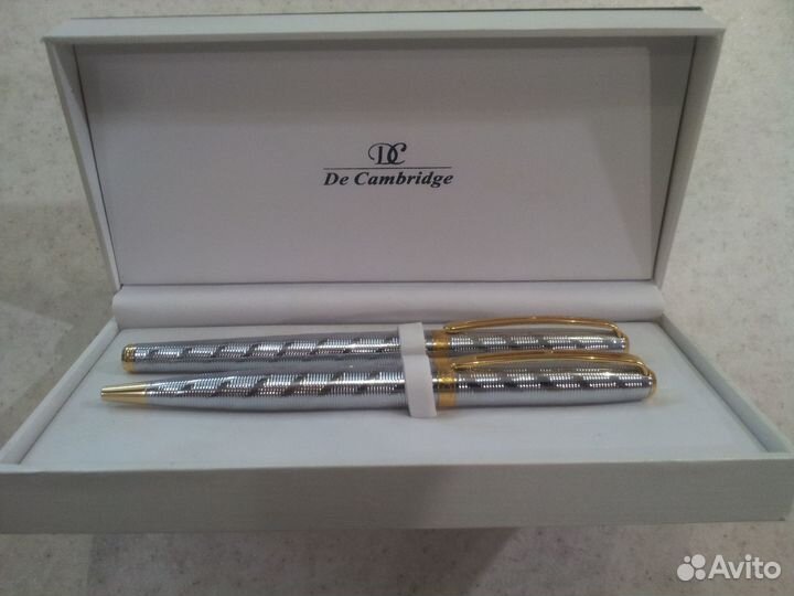 Продаю набор коллекционых авторучек DE Kembridge