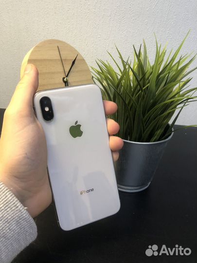 iPhone X, 64 ГБ
