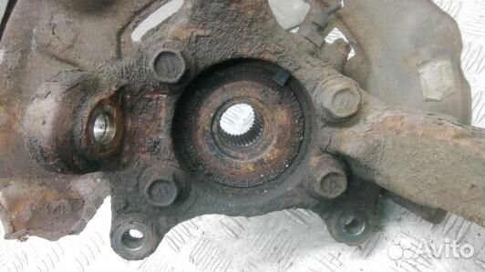 Ступица передняя левая toyota RAV 4 ZSA3 (4AD14K90