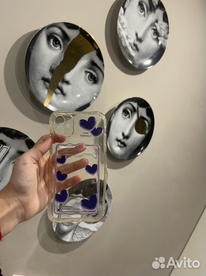 Чехлы на iPhone 11