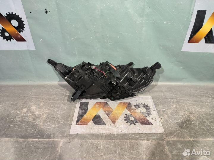 Ниссан Кашкай 2013- Фара левая Галоген 30939