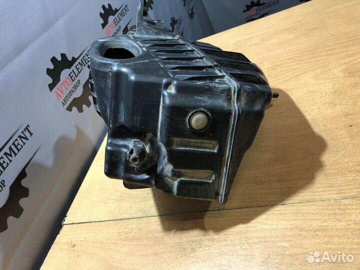 Корпус воздушного фильтра Renault Fluence