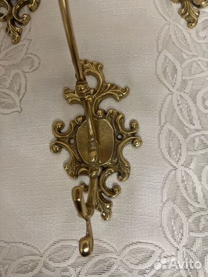 Крючок из латуни