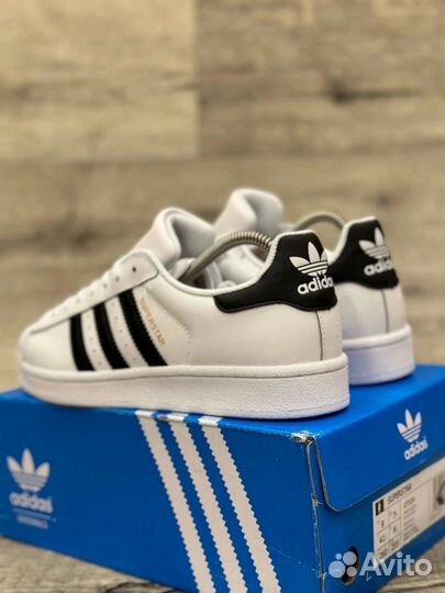 Adidas superstar