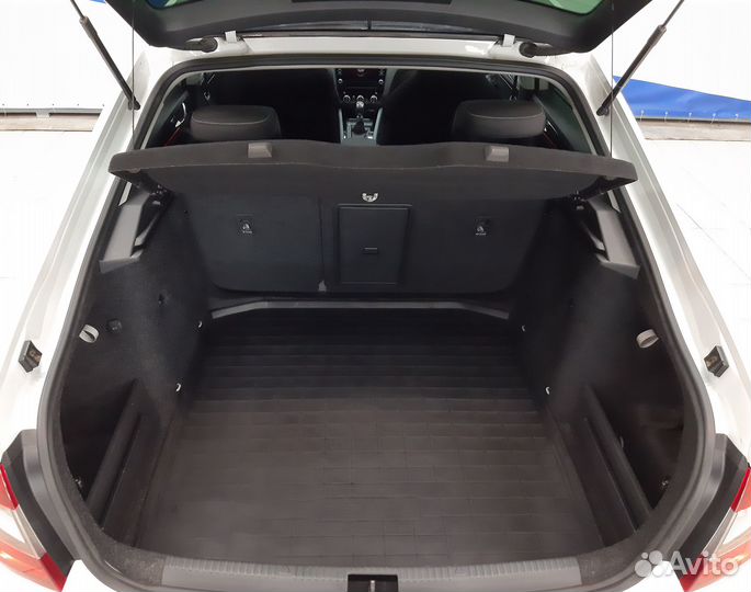 Skoda Octavia 1.8 МТ, 2018, 131 786 км