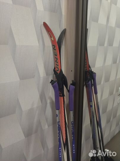 Комплект лыжи и палки