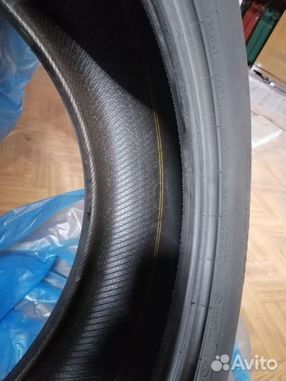 Continental Conti4x4IceContact 235/60 R18