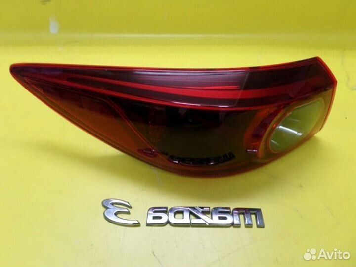 Фонарь задний левый внешний Мазда 3 BM Хэтчбек 13