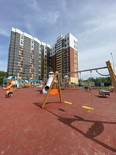 4-к. квартира, 97 м², 5/17 эт.