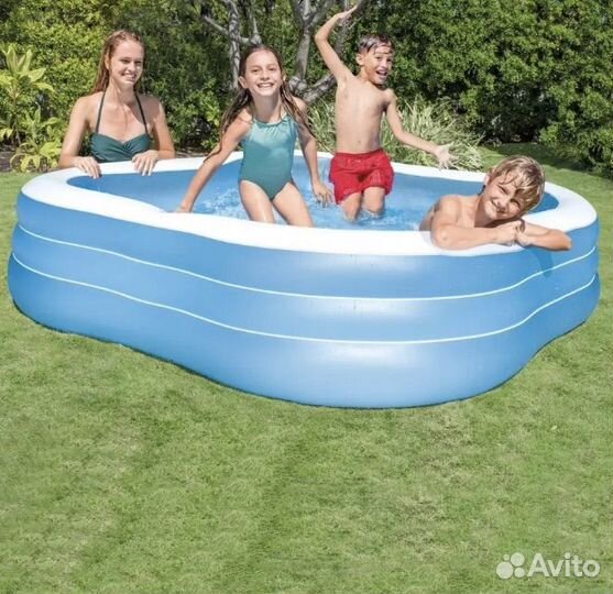 Бассейн семейный 229х229х56см Intex 57495