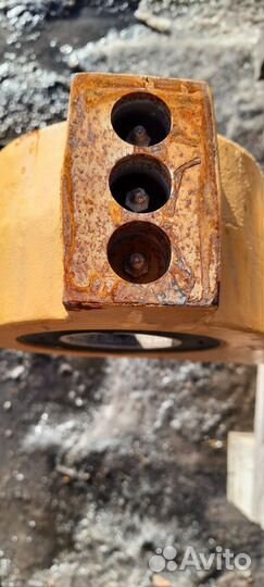 Балка балансирная 140-9699