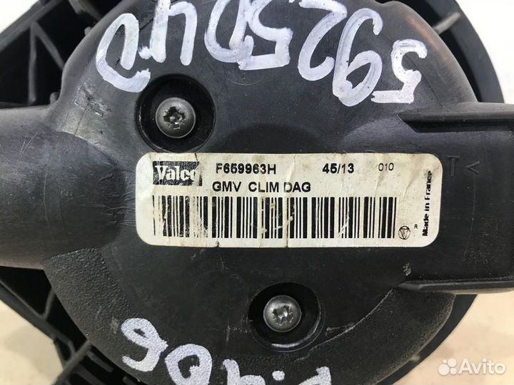 Моторчик печки Пежо 406