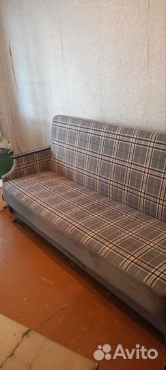 Продам диван в хорошем состоянии