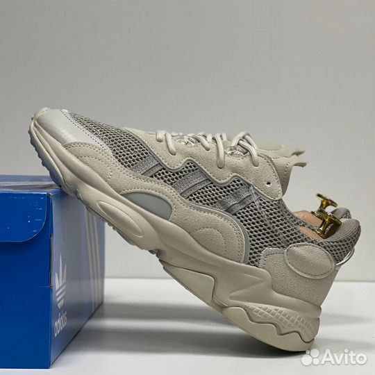 Кроссовки мужские adidas ozweego