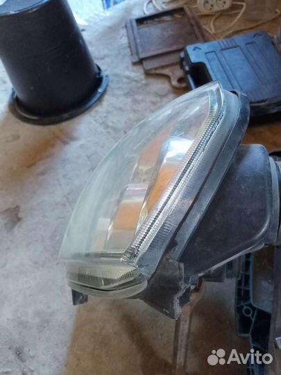 Фара левая на priora