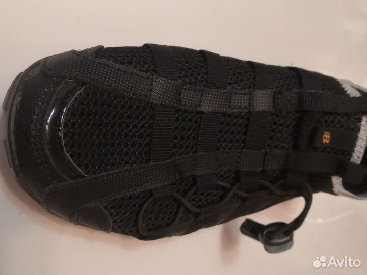 Кроссовки bona