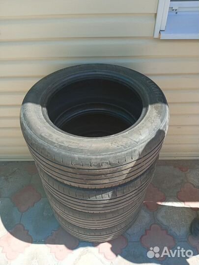 Kumho Ecsta HS51 215/55 R16