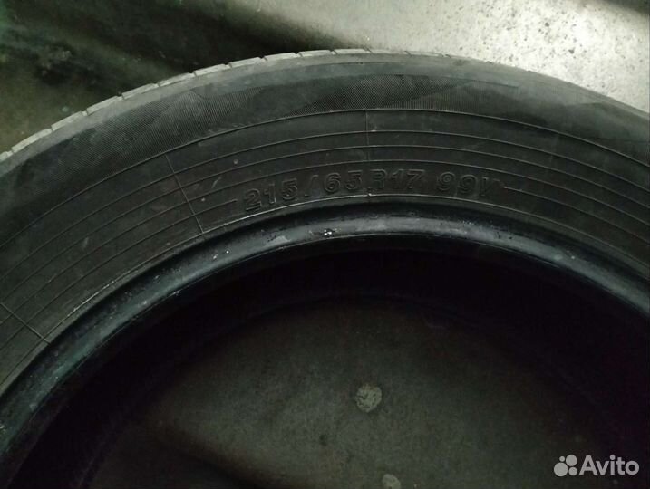 Yokohama BluEarth-A 215/65 R17