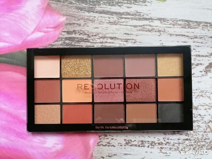 Палетка теней Makeup Revolution re-loaded