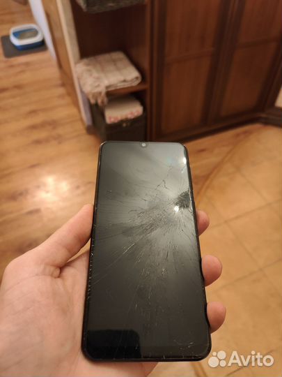Samsung Galaxy A30, 3/32 ГБ