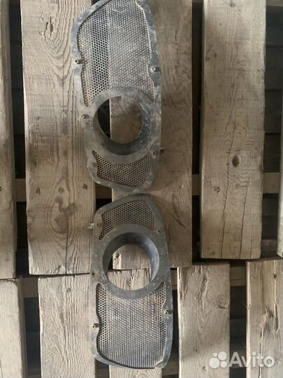 Заглушки на бампер legacy b4