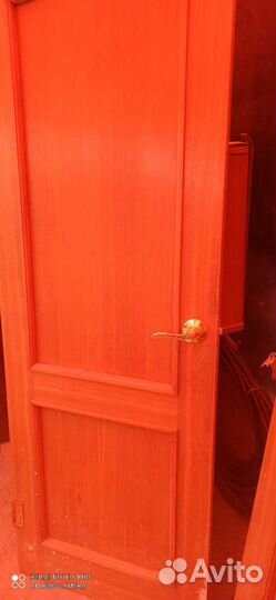 Дверь входная деревянная бу