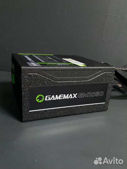 Блок питания - GameMax 1050W Silver