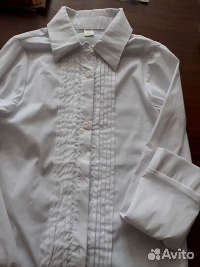 Блузка-рубашка белая