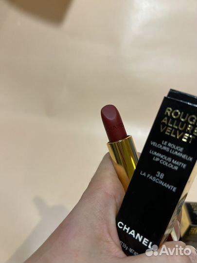 Chanel rouge allure velvet сияющая/матовая помада