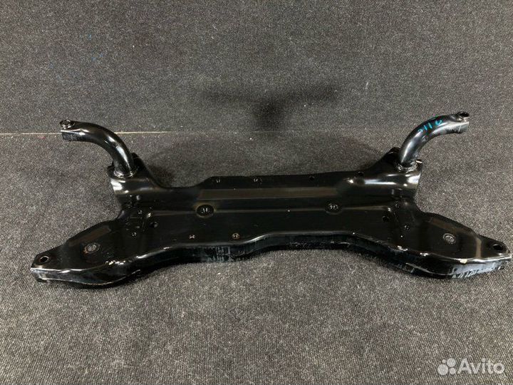 Балка подвески (подрамник) передняя Mitsubishi