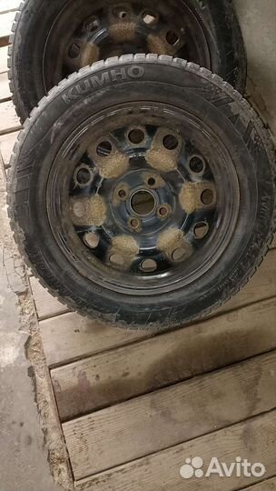 Kumho WinterCraft Ice WI31 185/65 R15 88T