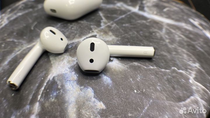 AirPods 2 “Оригинал» (Чехол + Гарантия)