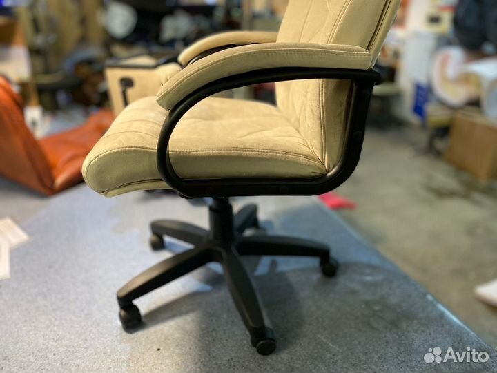 Компьютерное кресло