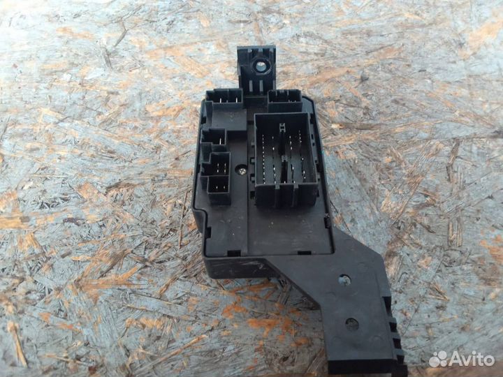 Блок предохранителей Geely Emgrand EC7