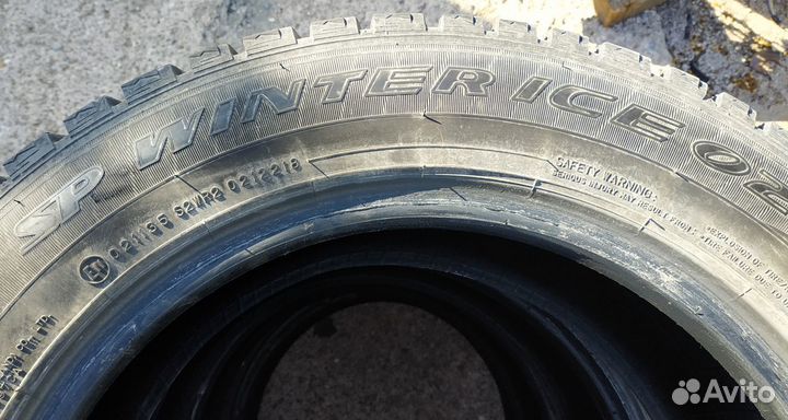 Dunlop SP Winter Ice 02 175/65 R14 82T