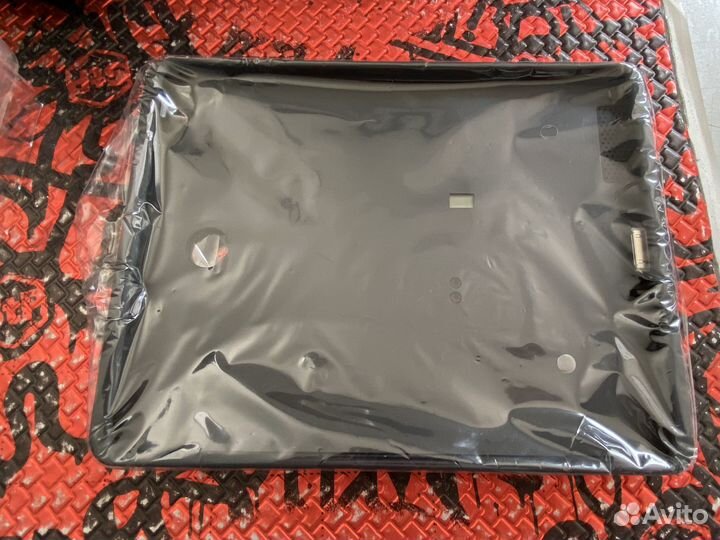 Держатель InCarBite для iPad 2 и iPad new M2-20-3F