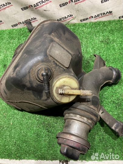 Горловина топливного бака Mercedes Benz W202 седан