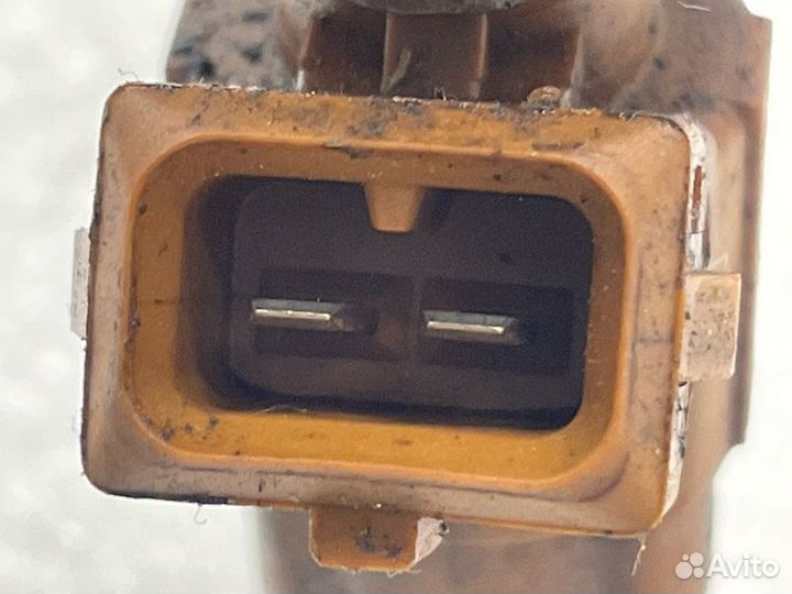 Топливная рейка (рампа) Mercedes-Benz S-Class W220