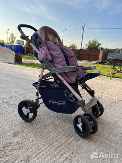 Прогулочная коляска